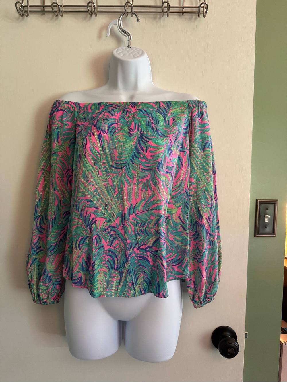 Lilly Pulitzer Off-Shoulder Tropical Leaf Blouse in Pink & Green